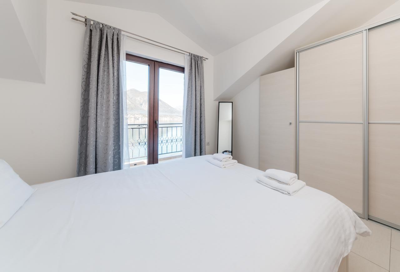 Apartments Miramar Kotor Eksteriør bilde