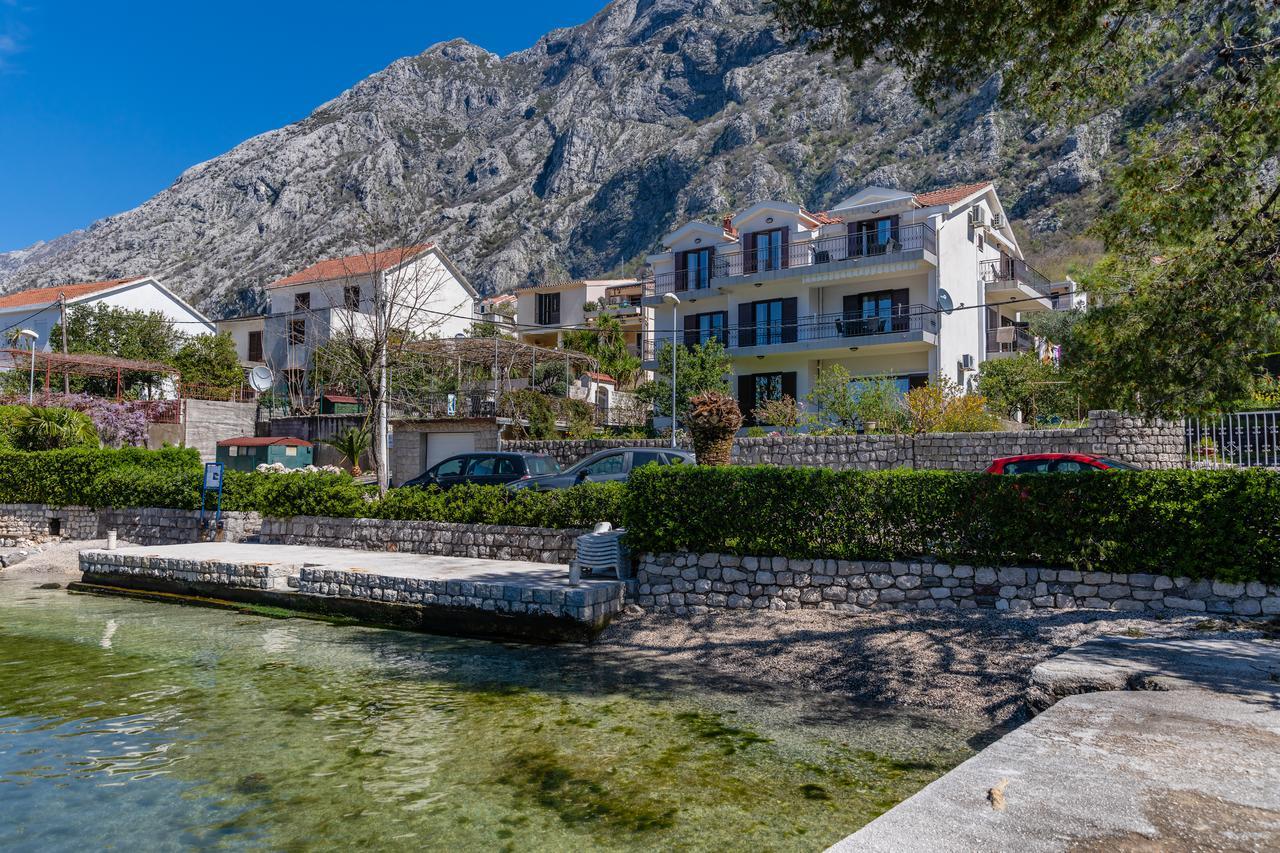 Apartments Miramar Kotor Eksteriør bilde